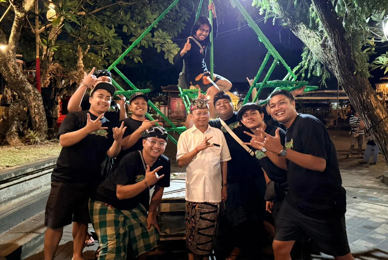 Koster Saksikan Parade Gong Kebyar Duta Gianyar dan Badung: Dukungan untuk Pelestarian Budaya Bali