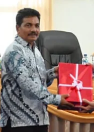 Mahmud DPRD Tapteng Ajukan Ranperda APBD 2025, Harapkan Proses Persetujuan Sesuai Regulasi