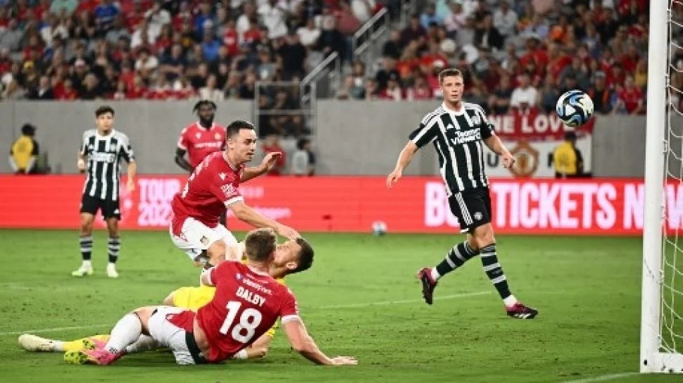 Man Utd vs Wrexham: Kisruh di Balik Kekalahan, Kiper Ingin Hengkang dan Cedera Bintang Muda