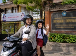 Mendorong Ketahanan Keluarga, PANRB Berikan Fleksibilitas Waktu Kerja untuk ASN Mengantar Anak Sekolah