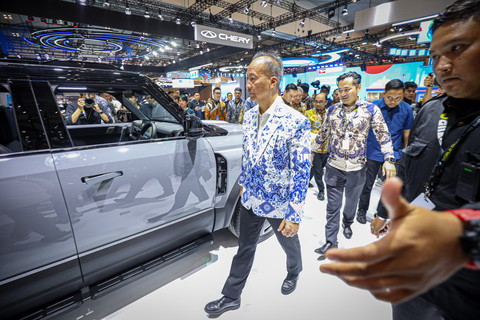Menperin Resmi Buka GIIAS 2026, Target Penjualan Mobil Tembus 850 Ribu Unit