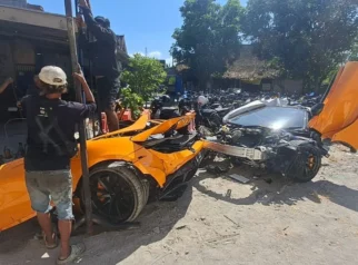 Mobil McLaren Terbelah Dua, Andra ST dan Robby Pantjoro Selamat dalam Kecelakaan Maut di Sukoharjo