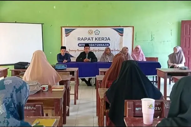 MTs Aqidatunnajin Gelar Evaluasi Kinerja, Siapkan Strategi Penguatan Mutu Pendidikan