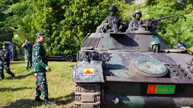 Pangdam IBB Tinjau Uji Siap Tempur Pleton Yonkav 6 NK di Medan