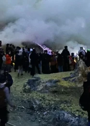 Panic Button Segera Beroperasi di Kawah Ijen: Inovasi Teknologi untuk Keselamatan Wisatawan di Tengah Ancaman Alam