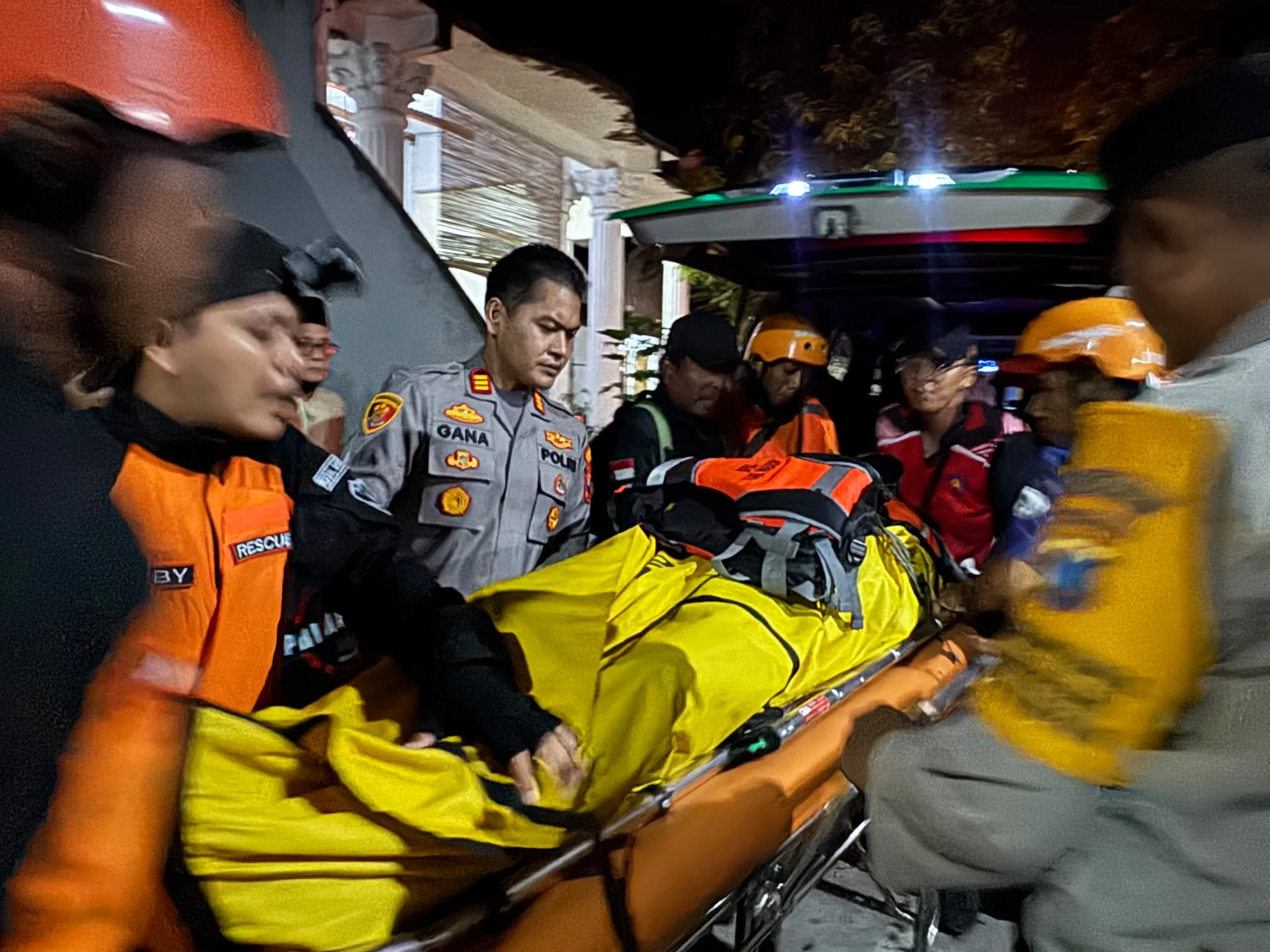 Pelajar SMK yang Tenggelam di Sungai Gunungsari Madiun Ditemukan Meninggal: Tragedi yang Menggugah Kesadaran Keselamatan Air