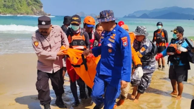 Pemancing Pulau Merah Ditemukan Meninggal Dunia: Kronologi Pencarian, Analisis SAR, dan Implikasi bagi Komunitas Pantai