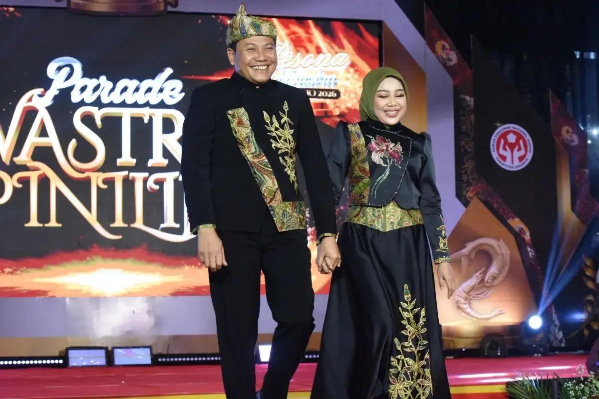 Pemkab Sidoarjo Wajibkan ASN Kenakan Batik Khas: Upaya Melestarikan Budaya dan Menumbuhkan Ekonomi UMKM Lokal