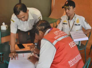Pemkot Surabaya Jemput Bola Perluas Penerapan Parkir Digital