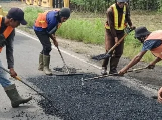 Pemprov Lampung Libatkan Warga dalam Pemeliharaan Jalan