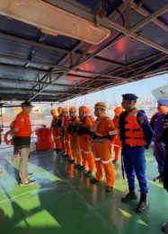 Pencarian KMN Entok Memasuki Hari Ke-40, Keluarga ABK Turut Terlibat dalam Operasi Gabungan di Perairan Kangean