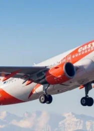 Penerbangan EasyJet ke Copenhagen Alami Darurat Medis, Pesawat Dialihkan ke Newcastle