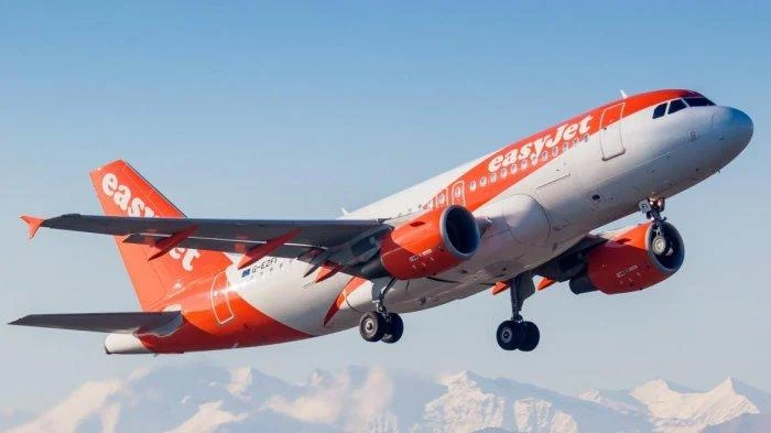 Penerbangan EasyJet ke Copenhagen Alami Darurat Medis, Pesawat Dialihkan ke Newcastle