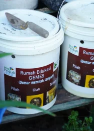 PLN Dorong Bank Sampah Gresik Jadi Pusat Ekonomi Sirkular