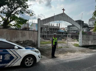 Polisi Lingga Amankan Ibadah Jemaat Kristiani, Tingkatkan Kemitraan dan Ketertiban Publik