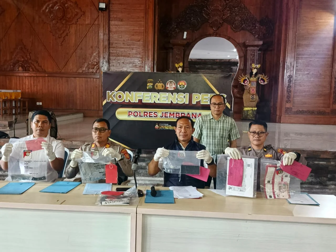 Polisi Ungkap Eksploitasi Anak di Kafe Jembrana, Pengelola Jadi Tersangka: Analisis Hukum dan Dampak Sosial