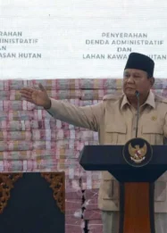 Prabowo Subianto Sindir Ramalan Indonesia Collapse: Pejabat Ambruk karena Kerja Keras