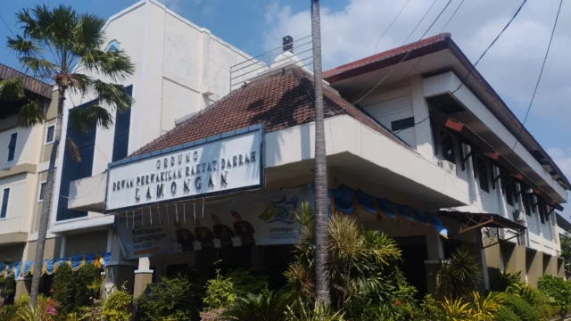 Proses Pemberhentian Pegawai Setwan Lamongan Segera Tuntas: Analisis Progres dan Kontroversi