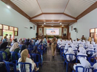 Revitalisasi Peran Ayah dalam Pendidikan: Inisiatif Bupati Magetan di Hari Pertama Ajaran Baru 2026-2027