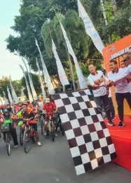 Ribuan Pesepeda Rayakan Hari Bhayangkara ke‑80 lewat Lamongan Bhayangkara Fun Bike 2026