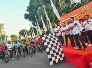 Ribuan Pesepeda Rayakan Hari Bhayangkara ke‑80 lewat Lamongan Bhayangkara Fun Bike 2026