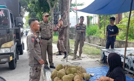 Satpol PP Pekanbaru Tegaskan Penertiban PKL tanpa Tebang Pilih