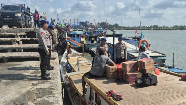 Satpolair Pangkalpinang Ingatkan Nelayan Waspadai Cuaca Ekstrem