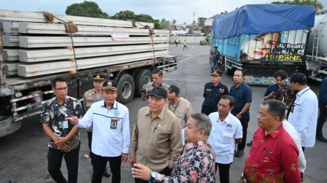 Separuh Kapal Ketapang Menganggur Akibat Minim Dermaga: Krisis Logistik dan Kebutuhan Infrastruktur Strategis