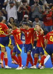 Spanyol Hancurkan Prancis 2-0, Fabián Ruiz Jadi Kunci Lini Tengah La Roja ke Final Piala Dunia 2026