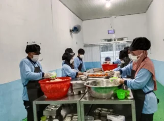 SPPG Way Tuba Terapkan Standar Higiene Dapur Ketat untuk Keamanan Pangan Nasional