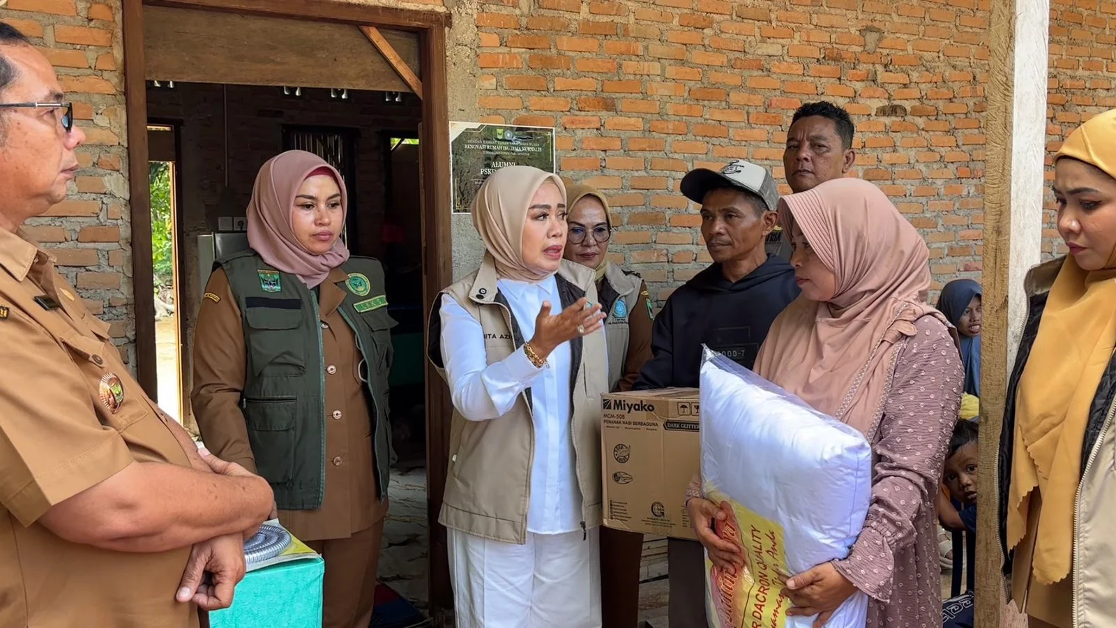 TP PKK Padang Pariaman Realisasikan Program Rumah Layak Huni untuk Keluarga Kurang Mampu