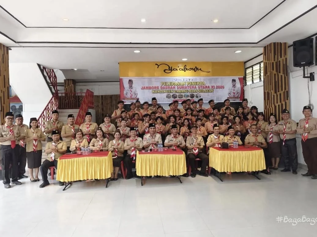Wabup Yusuf Nache Lepas Kontingen Pramuka Nisel ke Jamdasu XI