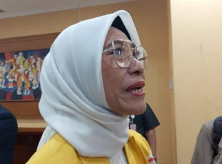 Wamen Cassim Met dengan Administrator NSFAS Atasi Kendala Dana Mahasiswa