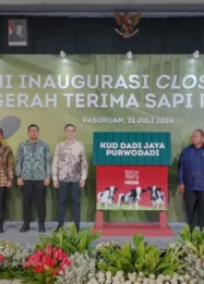 Wamenko Pangan Hanif Faisol Nurofiq Resmikan Closed Barn di Purwodadi: Inovasi Peternakan Sapi Perah untuk Mengurangi Impor Susu