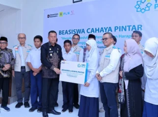 Yayasan Baitul Maal PLN Salurkan Beasiswa kepada 88 Siswa di Payakumbuh, Dorong Pendidikan Berkelanjutan