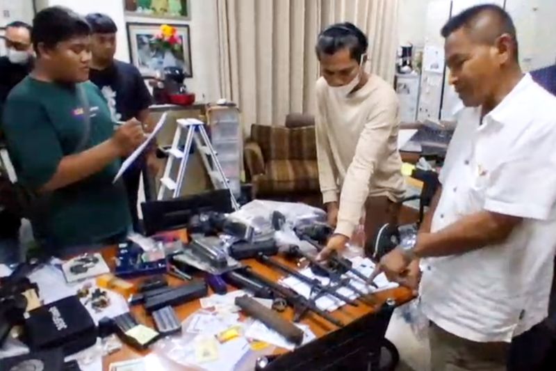 3 Fakta Penemuan Ratusan Senjata di Sekolah Jakarta Selatan, hanya Satu Senjata Api