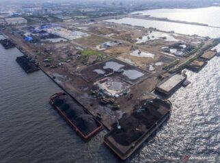 Air Dermaga Marunda Menyusut Imbas Kemarau, Kapal Nelayan Banyak Kandas