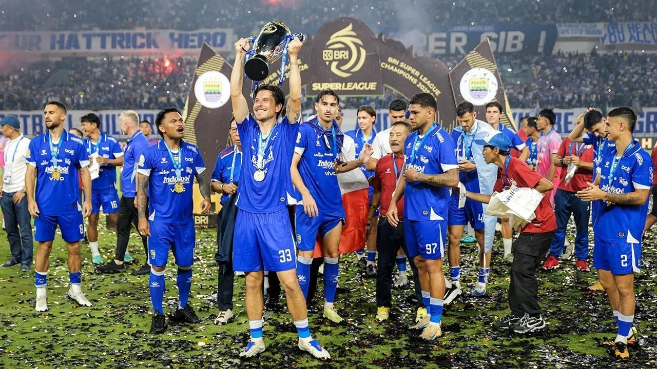 Akun Instagram Thom Haye Hilang Usai Persib Juara, Ini Fakta di Balik Kejadian