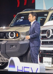 Berita Populer: Peminat Toyota Land Cruiser FJ dan Mobil Baru Daihatsu di GIIAS 2026