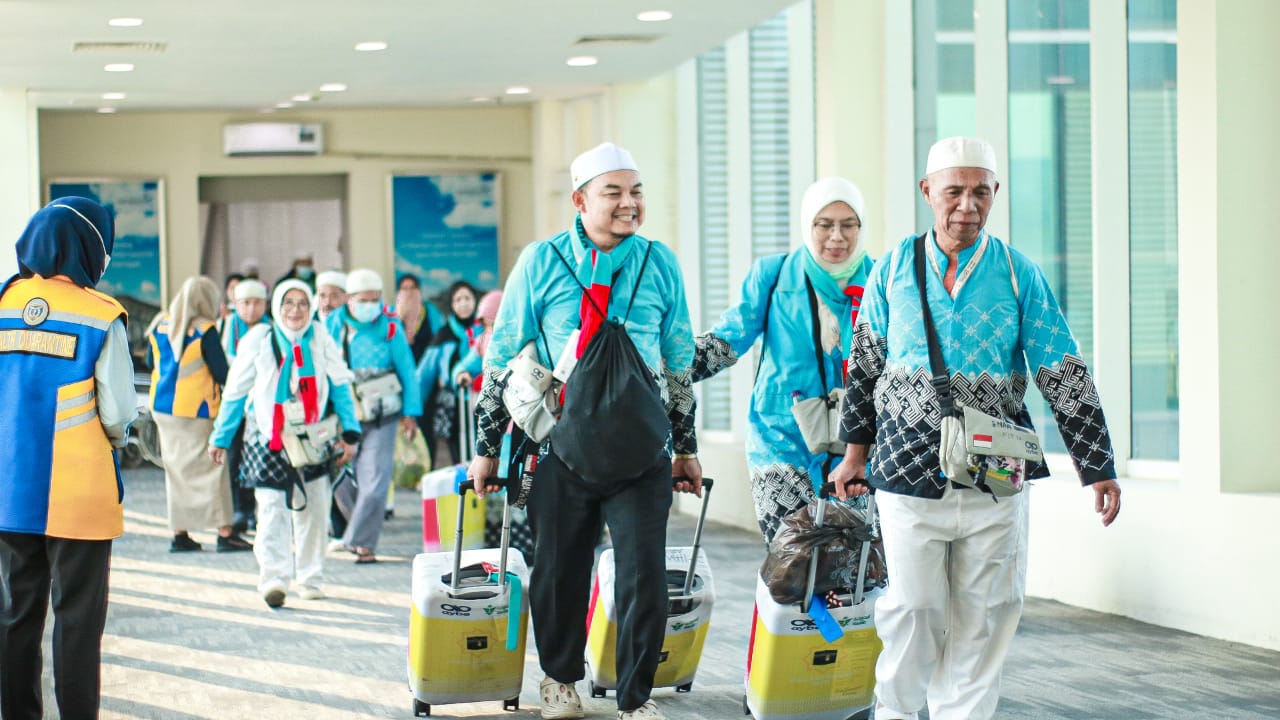 Cegah Jemaah Umrah Ilegal, Kemenhaj Buka Posko Pengawasan PPIU di Terminal 2F Bandara Soetta