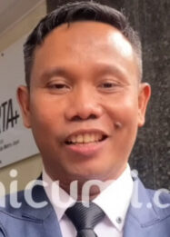Damai Hari Lubis: Ada Apa Penyidik Tidak Sanggup Jemput Paksa Ahmad Khoizunidin?
