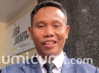 Damai Hari Lubis: Ada Apa Penyidik Tidak Sanggup Jemput Paksa Ahmad Khoizunidin?