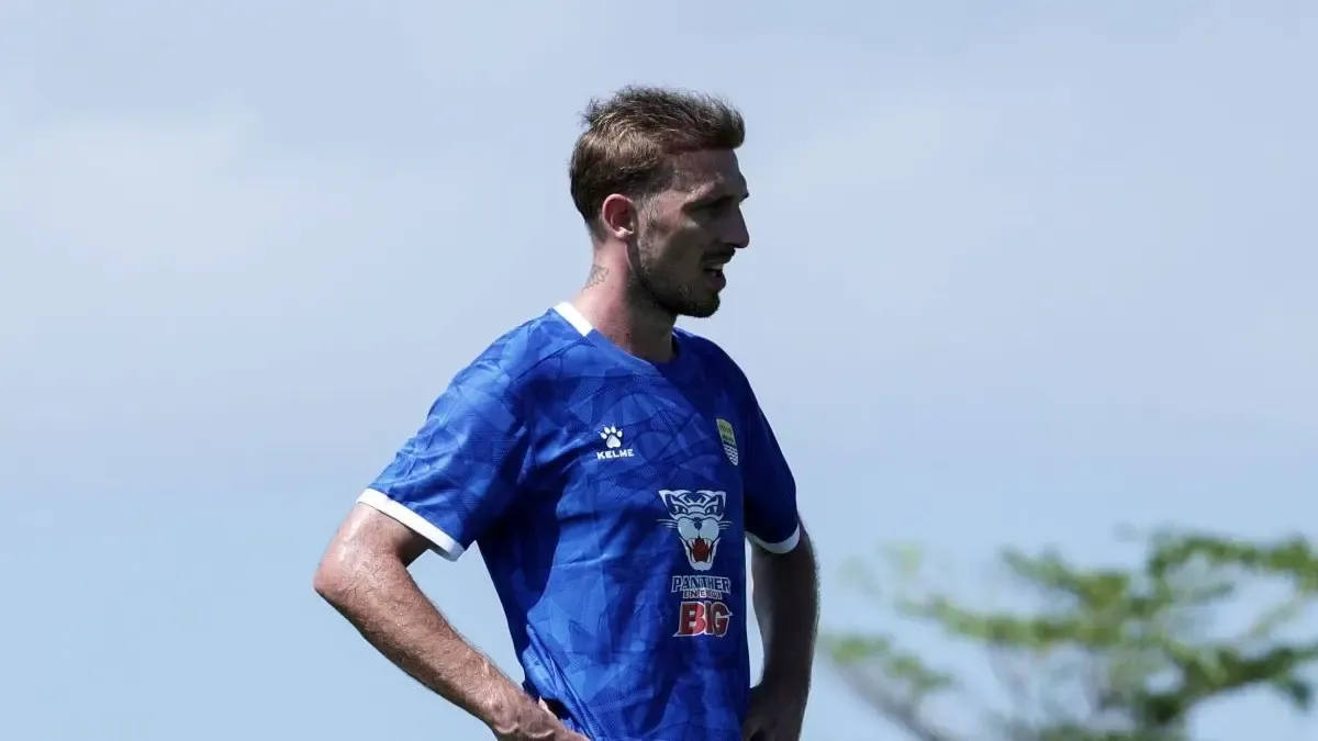 Danijel Loncar Sudah Berlatih, Persib Berpeluang Turunkan Bek Kroasia saat Lawan Bali United