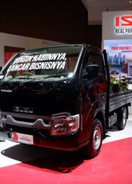 Demand Tinggi, Isuzu Kewalahan Produksi Traga AC