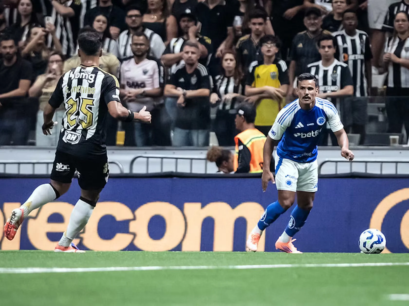 Dérbi Cruzeiro vs Atlético Mineiro Berakhir Imbang dengan Insiden Cedera Pemain
