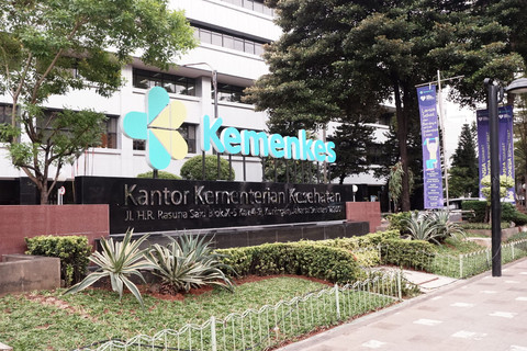 Dirjen Yankes Kemenkes Tegaskan Dokter Tak Boleh Bedakan Pasien BPJS dan Non-BPJS
