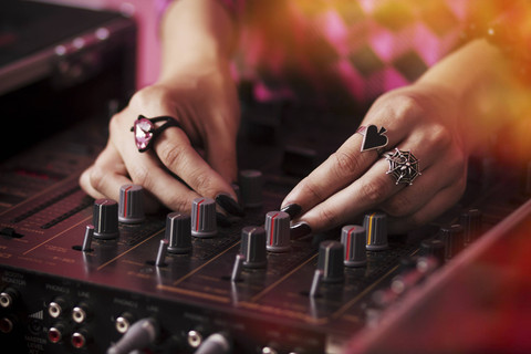 DJ Perempuan Diduga Jadi Korban Kekerasan Seksual di Jaksel, Kasus Diusut Polisi