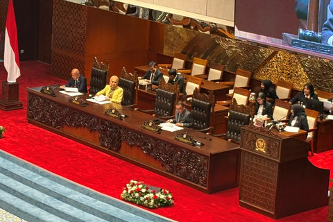 DPR Kembali Turun ke NTT Besok, Beri Bantuan untuk Warga Terdampak Gempa