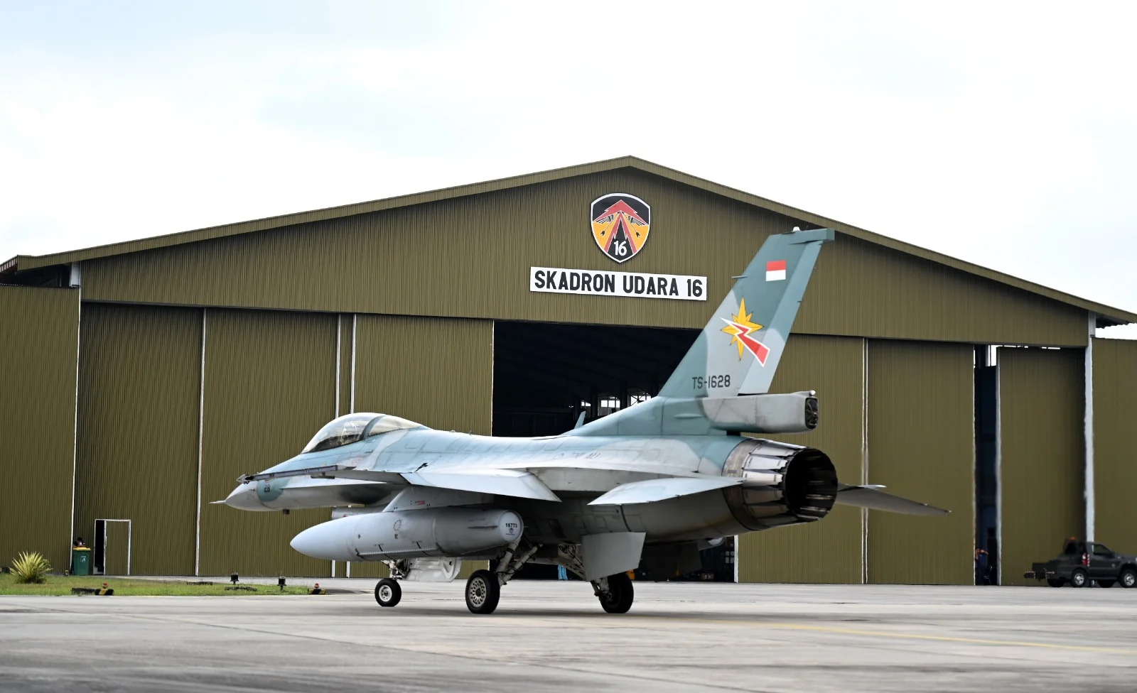 Enam Jet Tempur F-16 Meriahkan Open Base Lanud Hang Nadim di Batam