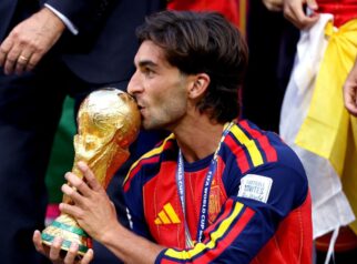 Ferran Torres Buka Suara soal Masa Depannya di Barcelona, Isyaratkan Belum Ambil Keputusan